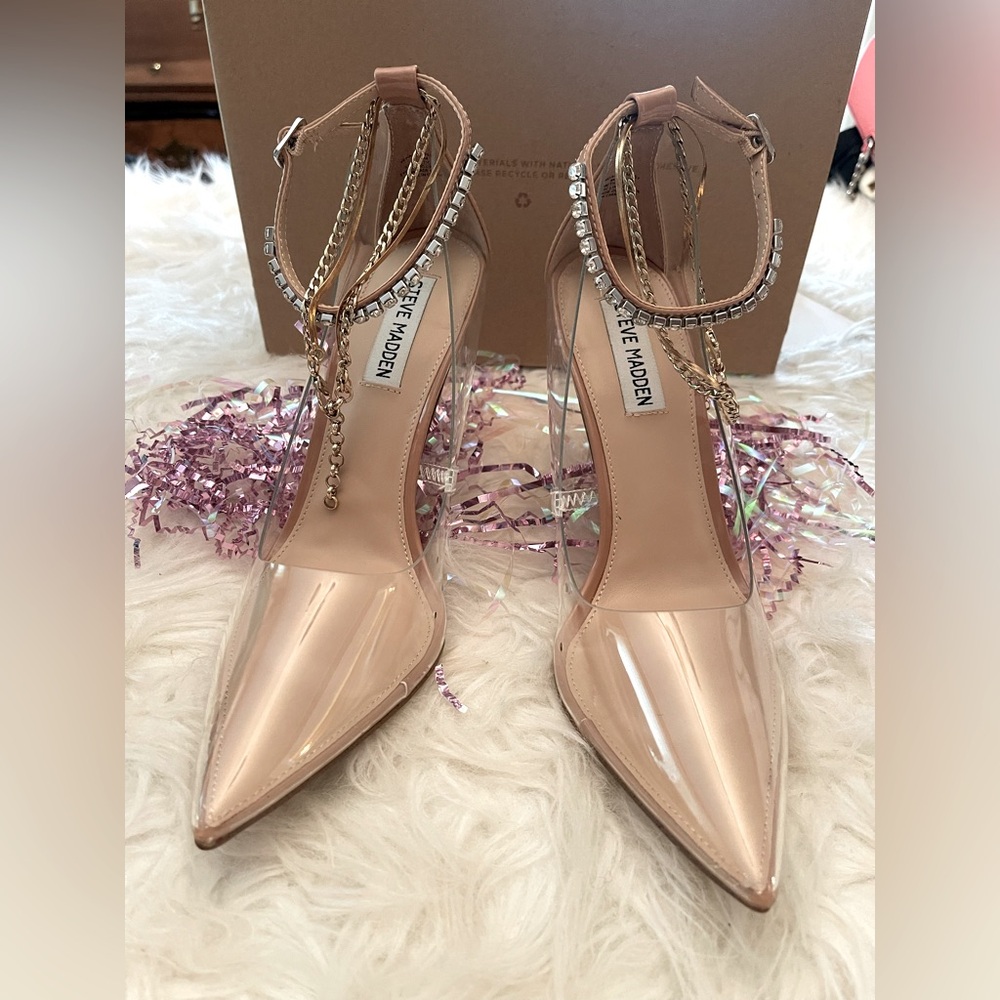Steve Madden Women's Blush Heels with Gold Accents